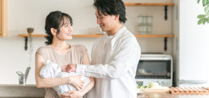 両親と赤ちゃん